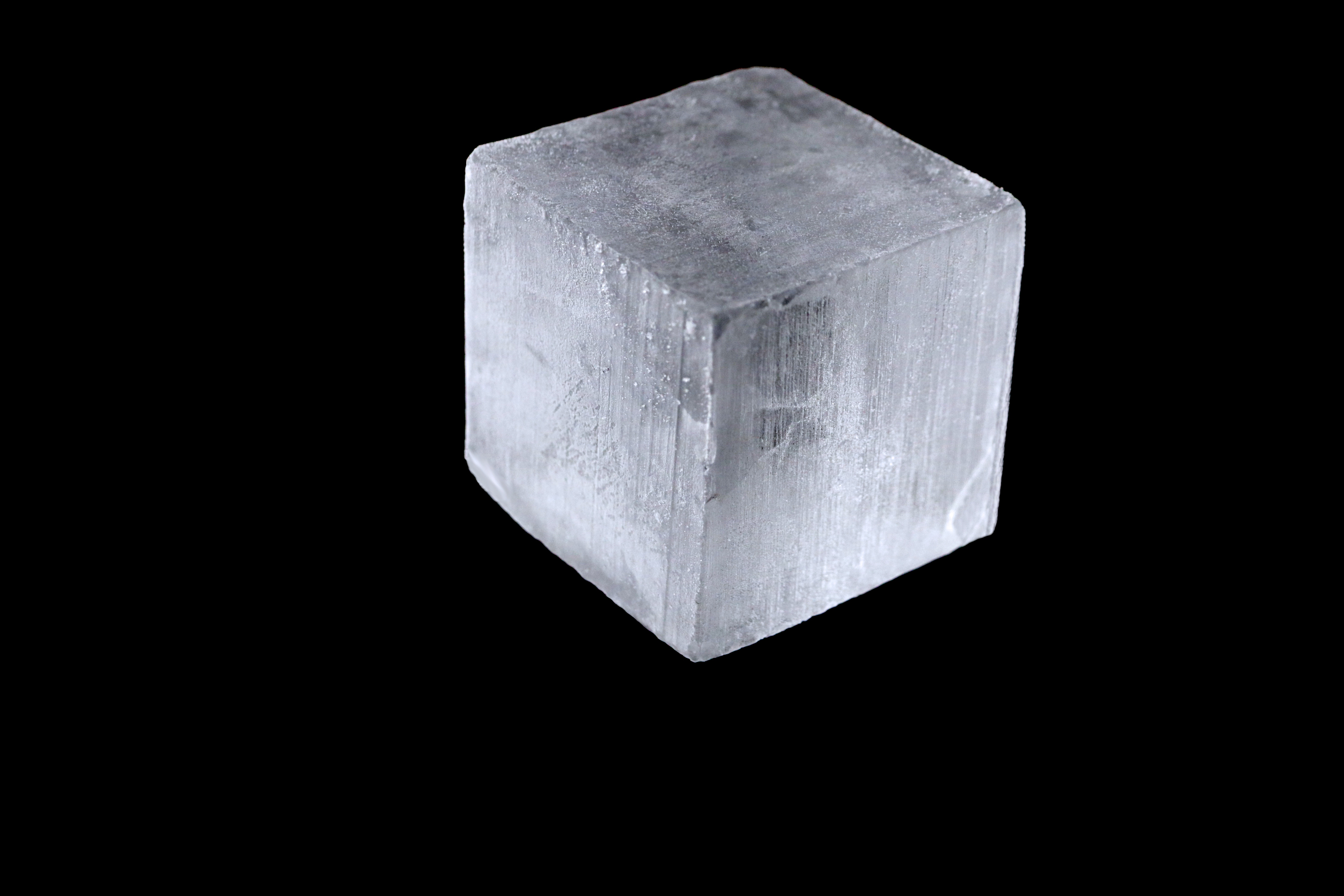 buy-block-ice-ice-blocks-for-sculptures-from-the-manufacturer-st